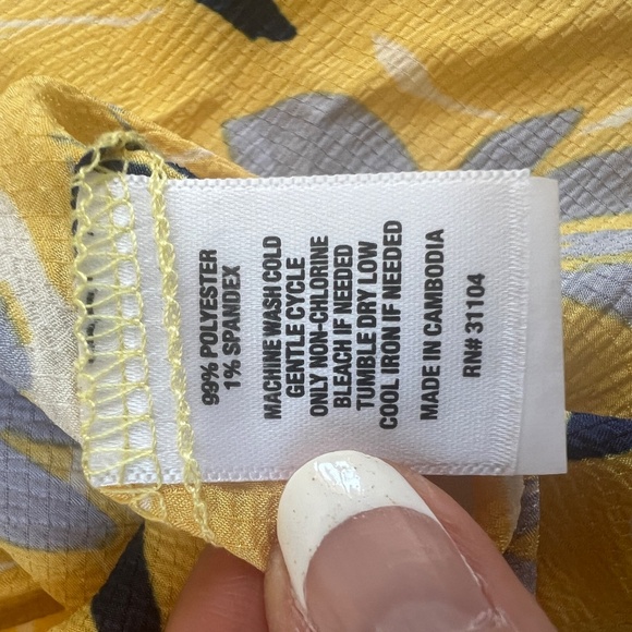 Kim Rogers Blouse sz S (more like a medium) NWT - Picture 4 of 4